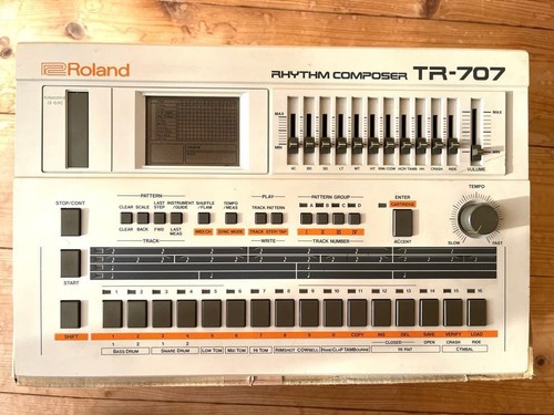 Roland 707 rhythm - tr-707, composer